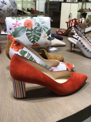 Statement shoes in red- orange suede