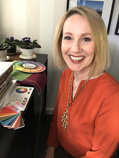 Ann Vodicka personal colour analysis expert doing an online colour consultation